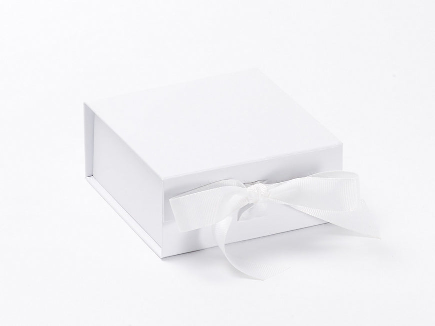 White Foldable Gift Boxes