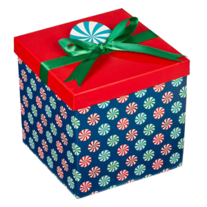 small square boxes with lids