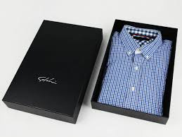 box packing shirts